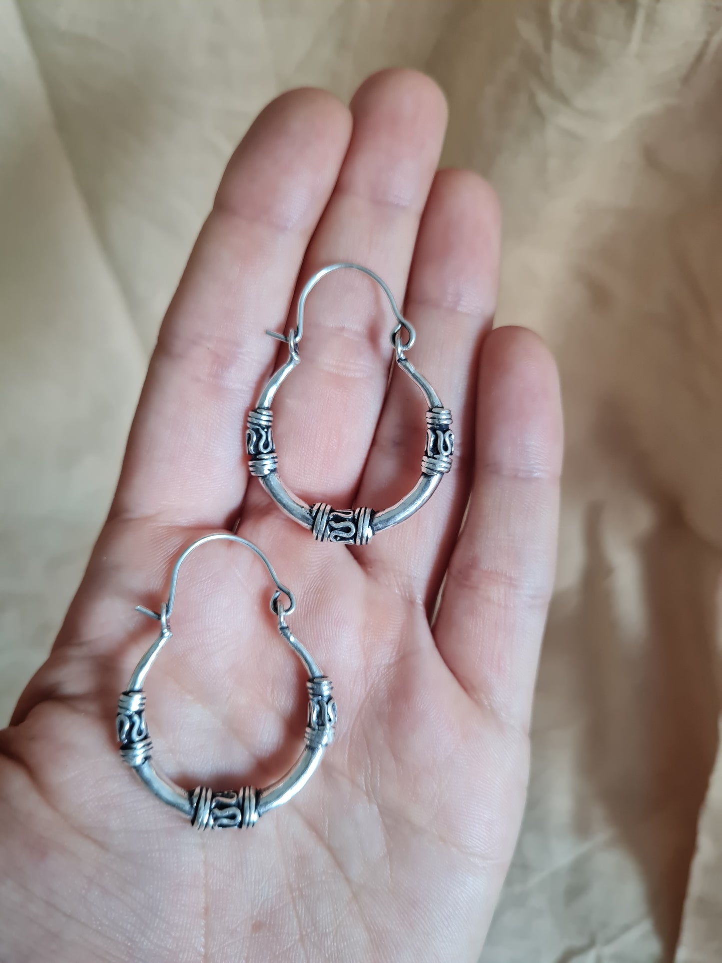 Tribal hoop