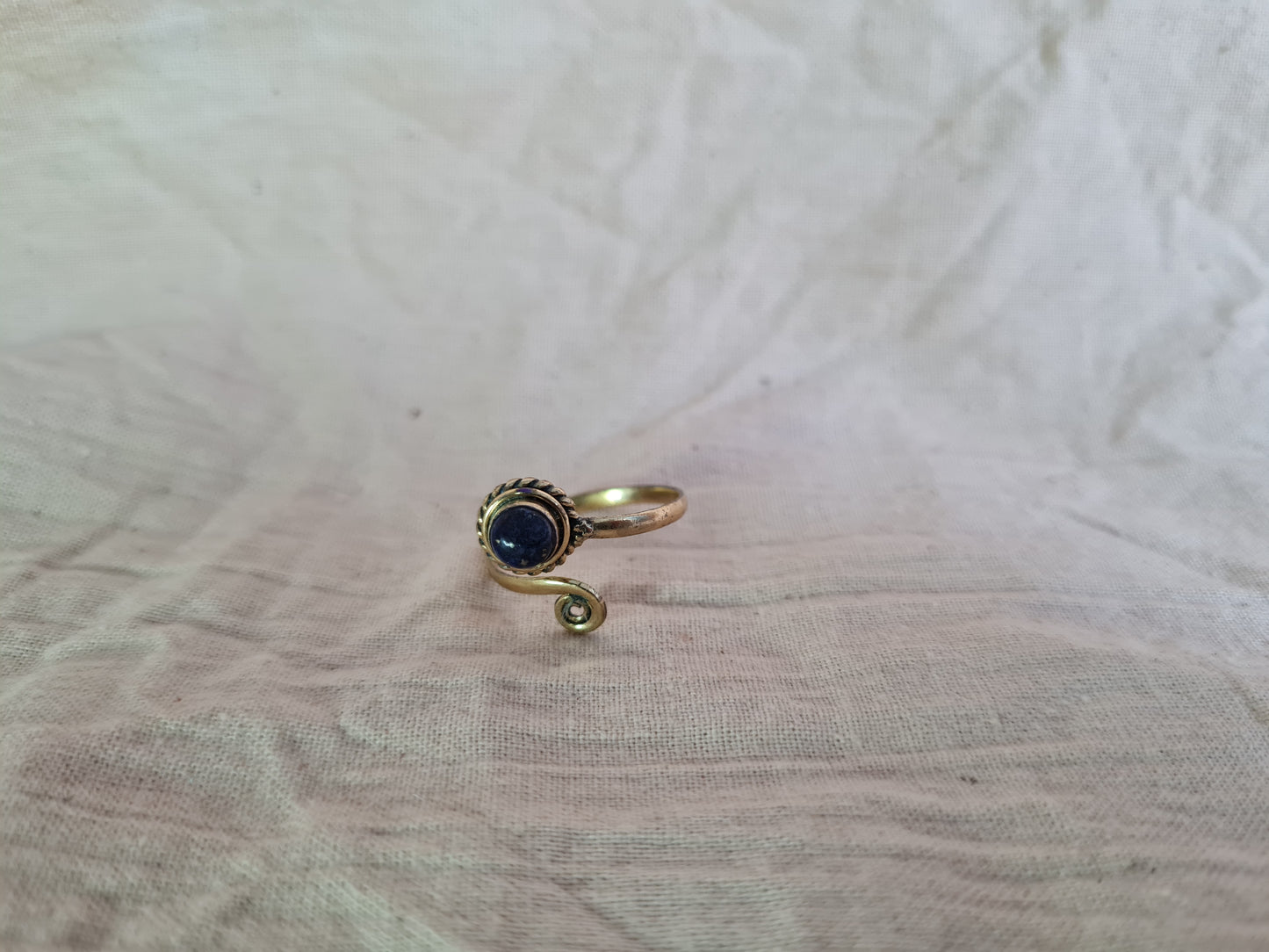 Little bloom ring