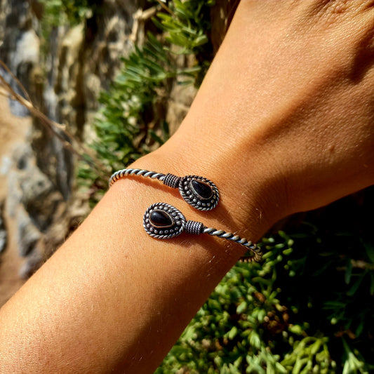 Twisted Teardrop Bracelet