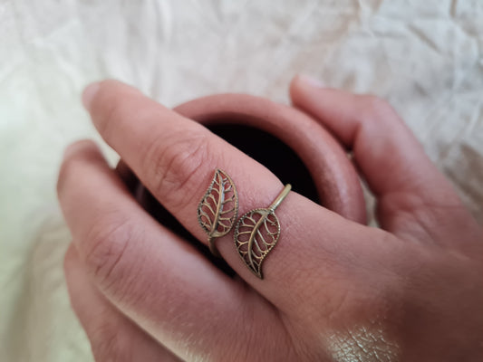 Leaf Ring