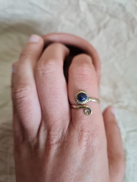 Little bloom ring