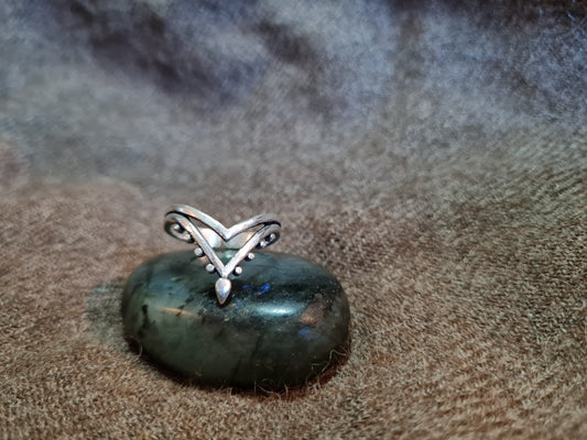 Heartspire ring