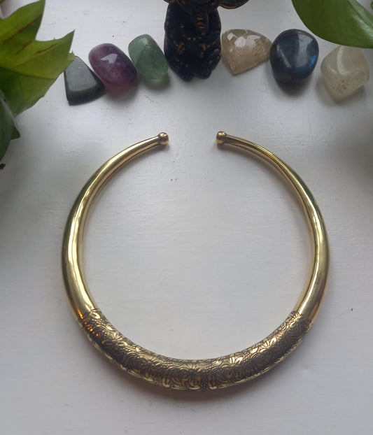 Big flower Choker
